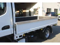 三菱ふそうキャンター平ボディ小型（2t・3t）[写真13]