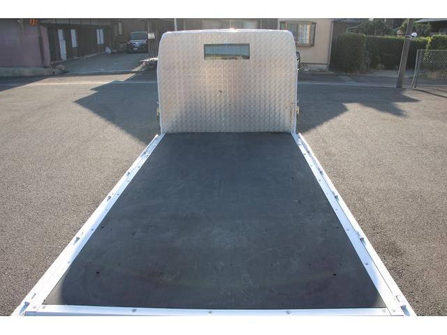 三菱ふそうキャンター平ボディ小型（2t・3t）[写真20]