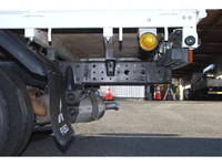 三菱ふそうキャンター平ボディ小型（2t・3t）[写真24]