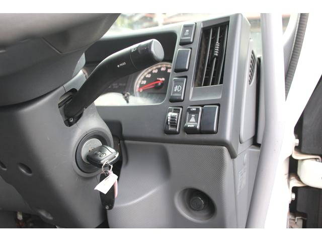 いすゞフォワードクレーン4段中型（4t）[写真34]