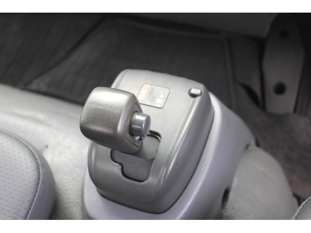 いすゞフォワードクレーン4段中型（4t）[写真36]