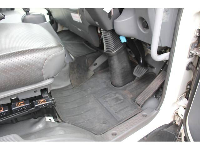 いすゞフォワードクレーン4段中型（4t）[写真39]