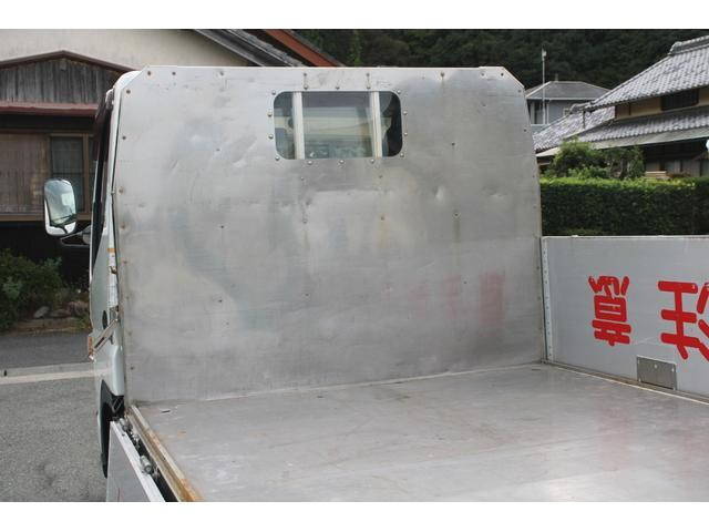 三菱ふそうキャンター平ボディ小型（2t・3t）[写真14]