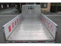 三菱ふそうキャンター平ボディ小型（2t・3t）[写真16]