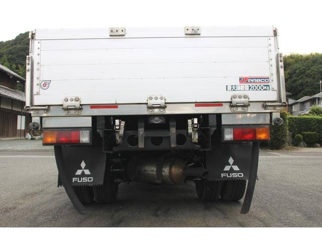 三菱ふそうキャンター平ボディ小型（2t・3t）[写真22]