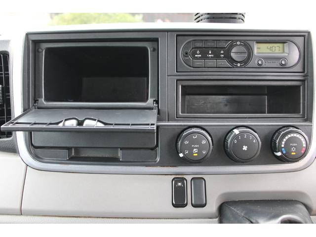 三菱ふそうキャンター平ボディ小型（2t・3t）[写真34]