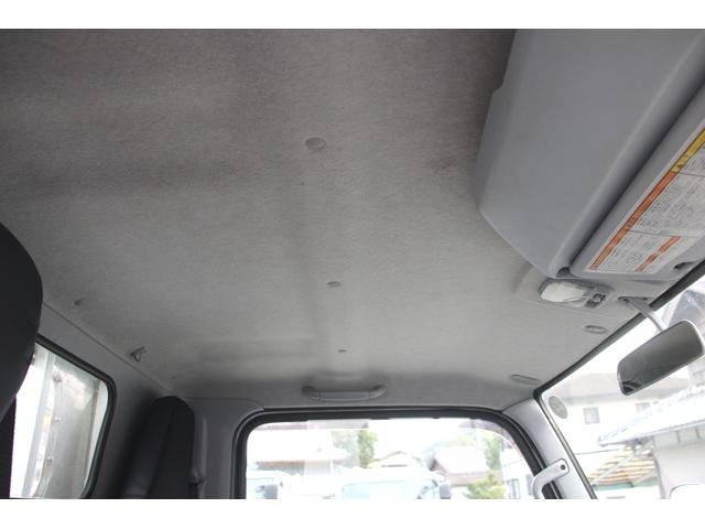 三菱ふそうキャンター平ボディ小型（2t・3t）[写真36]