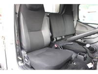 三菱ふそうキャンター平ボディ小型（2t・3t）[写真38]