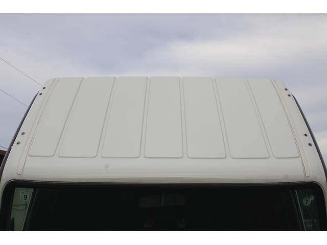 三菱ふそうキャンター平ボディ小型（2t・3t）[写真07]