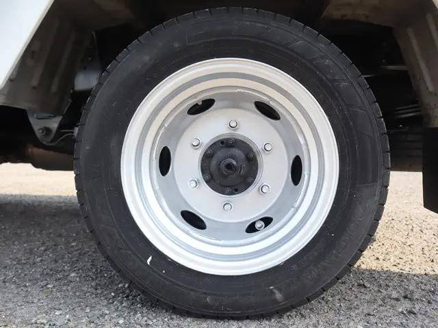 トヨタトヨエース幌車小型（2t・3t）[写真23]