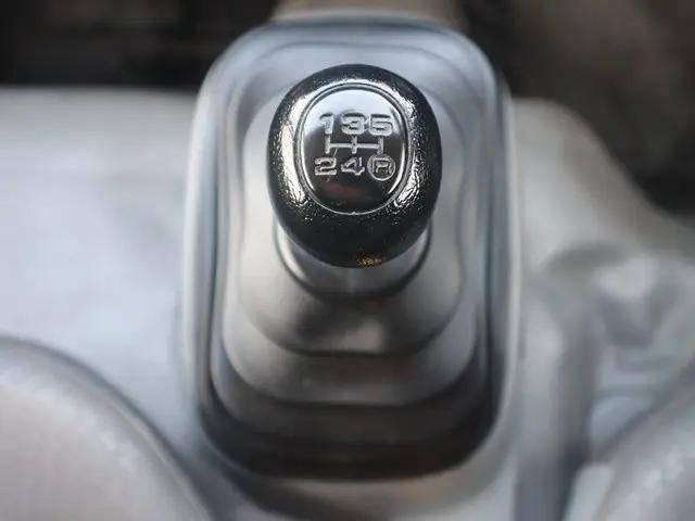 トヨタトヨエース幌車小型（2t・3t）[写真32]