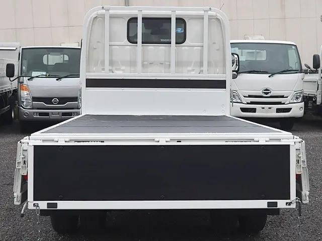 トヨタダイナ平ボディ小型（2t・3t）[写真10]