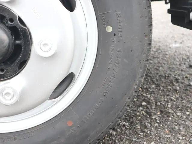 トヨタダイナ平ボディ小型（2t・3t）[写真19]