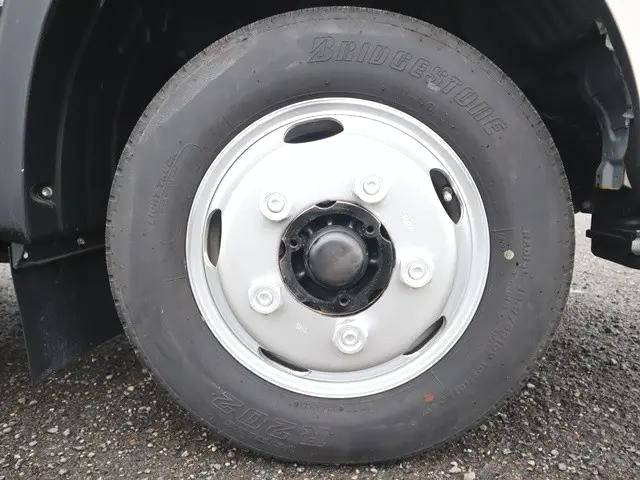 トヨタダイナ平ボディ小型（2t・3t）[写真20]