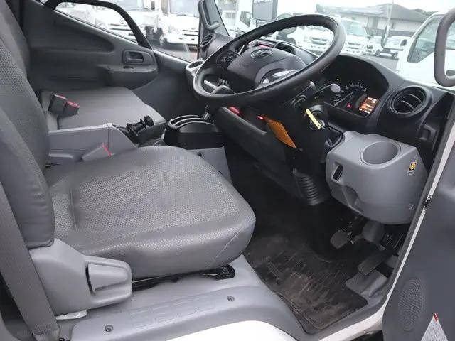 トヨタダイナ平ボディ小型（2t・3t）[写真28]