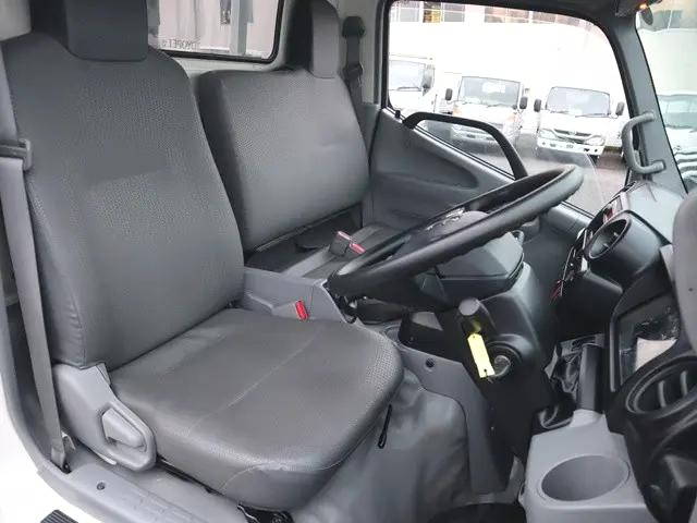 トヨタダイナ平ボディ小型（2t・3t）[写真29]