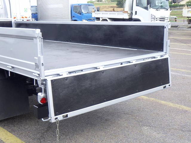 トヨタダイナ平ボディ小型（2t・3t）[写真21]