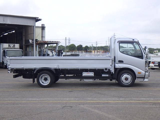 トヨタダイナ平ボディ小型（2t・3t）[写真05]