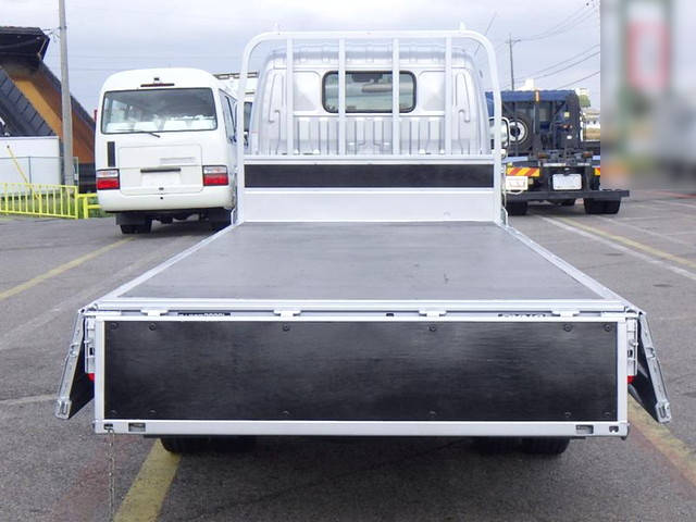 トヨタダイナ平ボディ小型（2t・3t）[写真06]