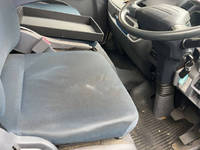 三菱ふそうキャンターアルミバン小型（2t・3t）[写真22]