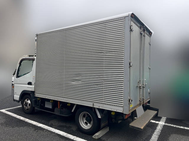 三菱ふそうキャンターアルミバン小型（2t・3t）[写真04]