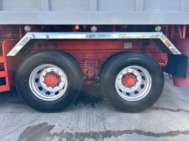 日野プロフィア深ダンプ（土砂禁ダンプ）大型（10t）[写真17]