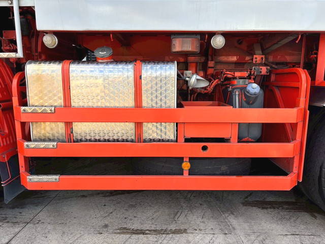 日野プロフィア深ダンプ（土砂禁ダンプ）大型（10t）[写真18]