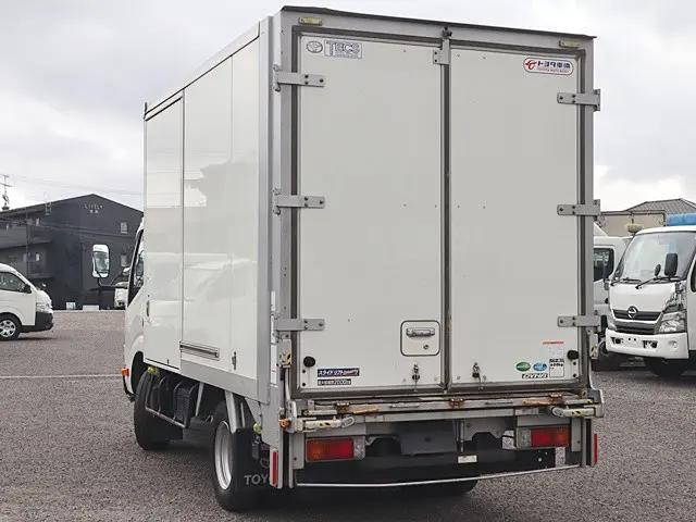 トヨタダイナアルミバン小型（2t・3t）[写真02]