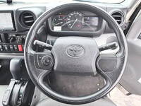 トヨタダイナアルミバン小型（2t・3t）[写真05]