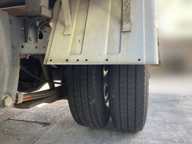 日産アトラス平ボディ小型（2t・3t）[写真14]