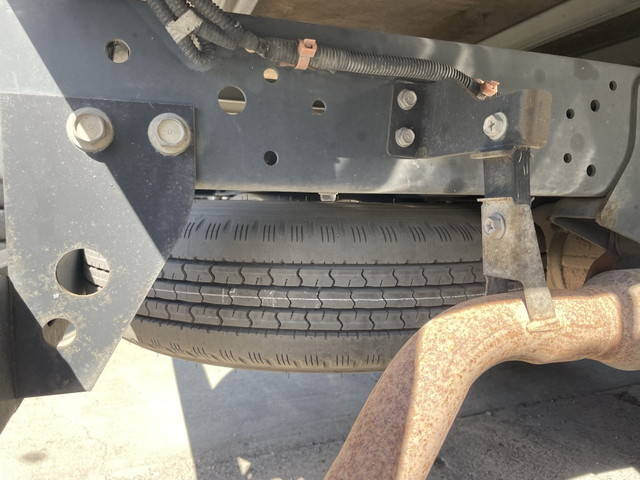 日産アトラス平ボディ小型（2t・3t）[写真15]