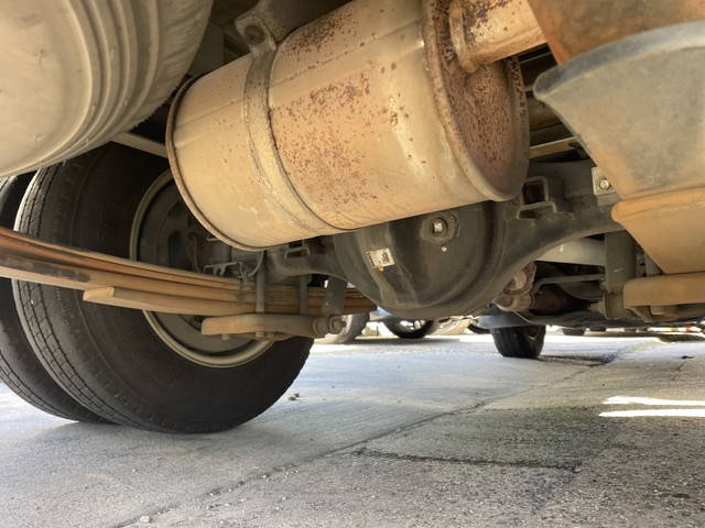 日産アトラス平ボディ小型（2t・3t）[写真24]