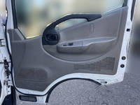 日産アトラス平ボディ小型（2t・3t）[写真27]