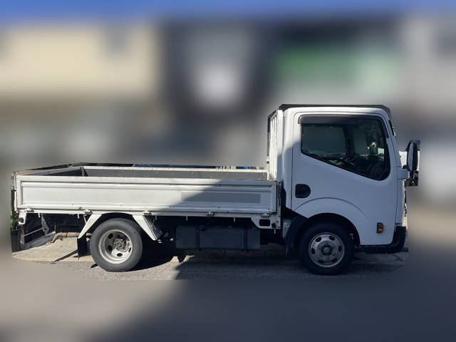 日産アトラス平ボディ小型（2t・3t）[写真05]