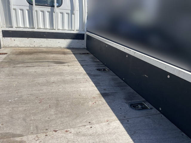 日産アトラス平ボディ小型（2t・3t）[写真09]