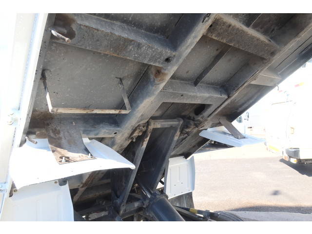 いすゞエルフダンプ小型（2t・3t）[写真10]