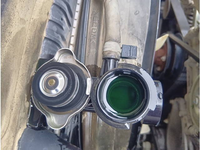 いすゞエルフダンプ小型（2t・3t）[写真14]