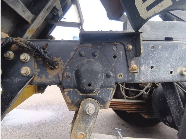 いすゞエルフダンプ小型（2t・3t）[写真18]