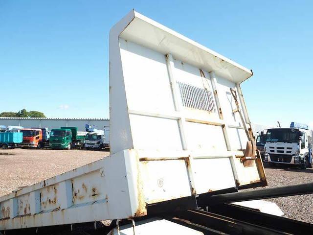 いすゞエルフローダーダンプ小型（2t・3t）[写真11]