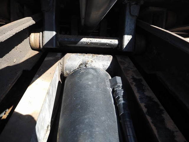 いすゞエルフローダーダンプ小型（2t・3t）[写真12]