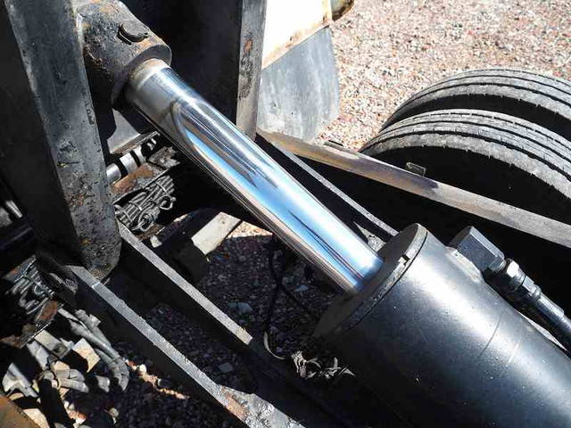 いすゞエルフローダーダンプ小型（2t・3t）[写真21]