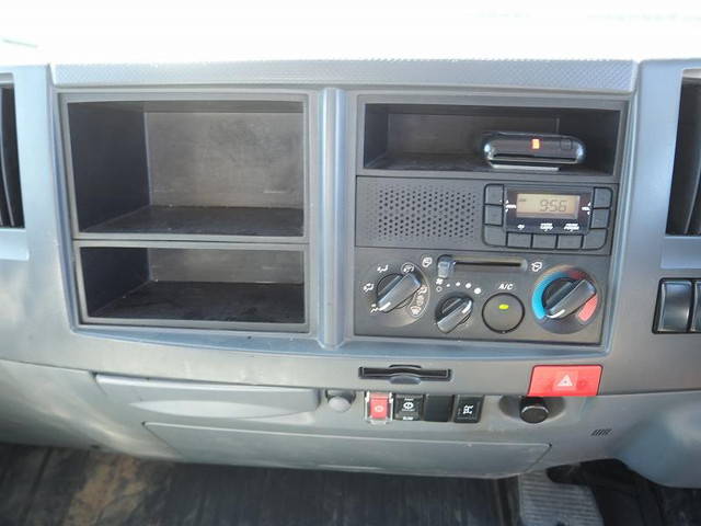 いすゞエルフローダーダンプ小型（2t・3t）[写真37]