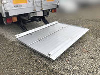 いすゞフォワードアルミバン中型（4t）[写真17]