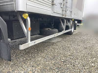 いすゞフォワードアルミバン中型（4t）[写真20]