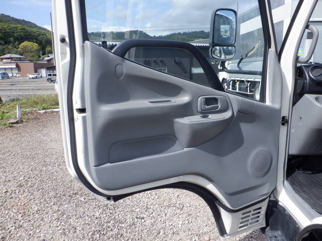 トヨタダイナ平ボディ小型（2t・3t）[写真27]