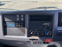 いすゞエルフ冷凍車（冷蔵車）小型（2t・3t）[写真12]