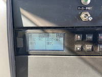 いすゞエルフ冷凍車（冷蔵車）小型（2t・3t）[写真13]