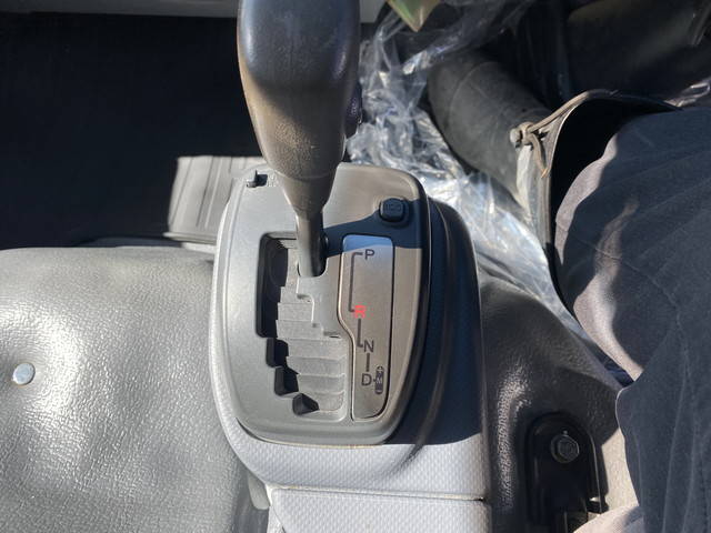 いすゞエルフ冷凍車（冷蔵車）小型（2t・3t）[写真13]