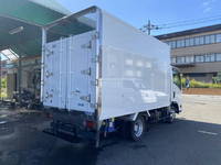 いすゞエルフ冷凍車（冷蔵車）小型（2t・3t）[写真06]