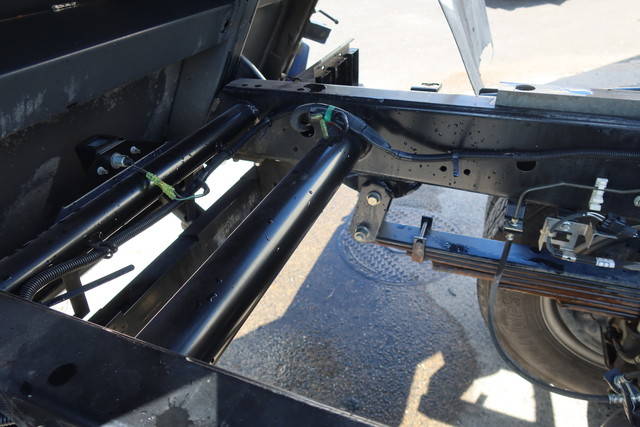 いすゞエルフダンプ小型（2t・3t）[写真13]